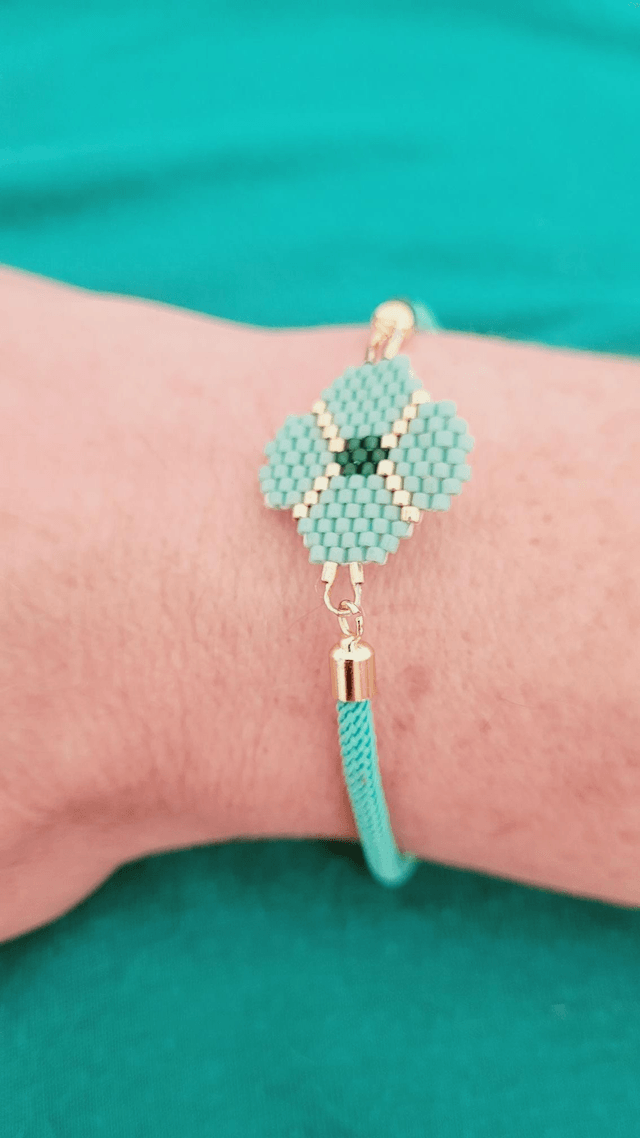 Bracelets - Hana